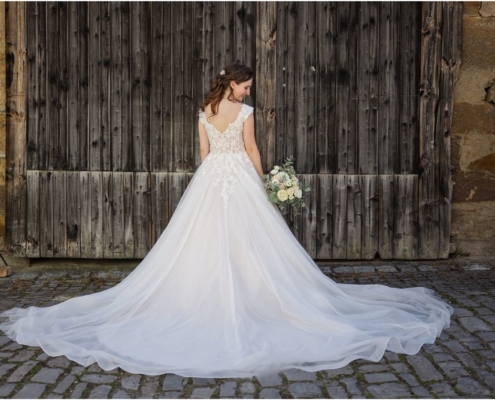 Hochzeitsfotograf-Freihof-Prichsenstadt_0040 Brautpaarfotos in den Gassen von Prichsenstadt