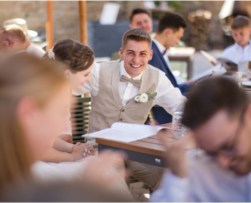 Hochzeitsfotograf-Freihof-Prichsenstadt_0095 Sektempfang im Freihof in Prichsenstadt